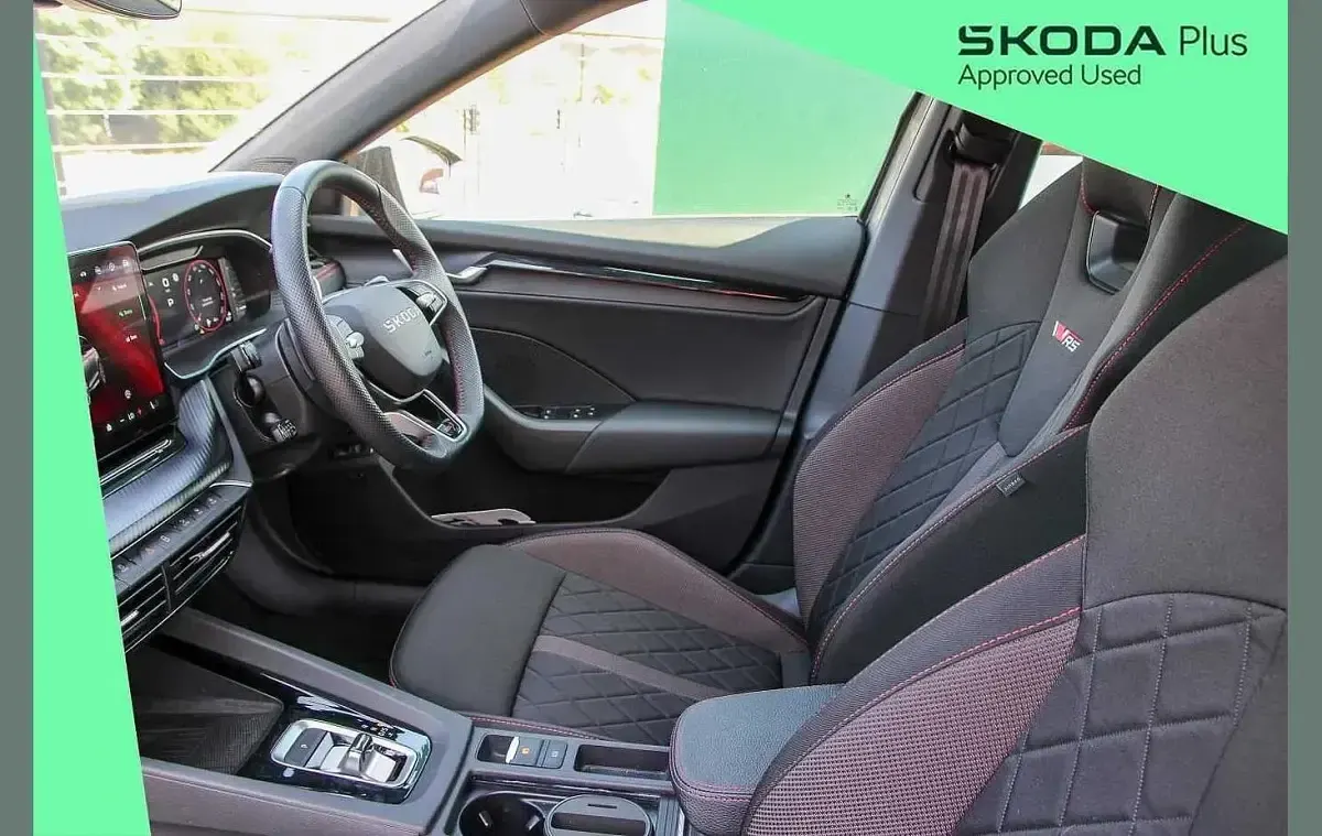 Used Skoda Octavia vRS 265 HP (194 kW) 2025 Graphite grey metallic Estate