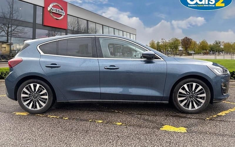 Used Ford Focus Titanium 155 HP (114 kW) 2022 Hatchback