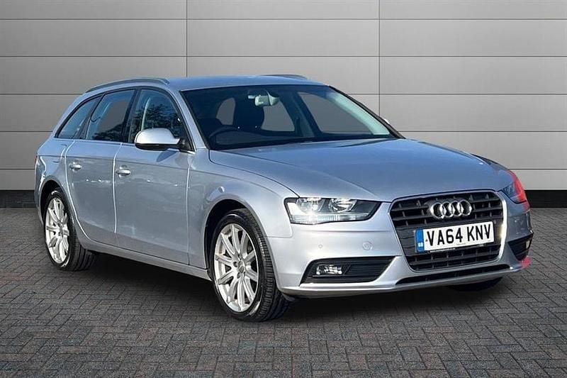 Used Audi A4 Design 170 HP (125 kW) 2015 Floret silver Estate