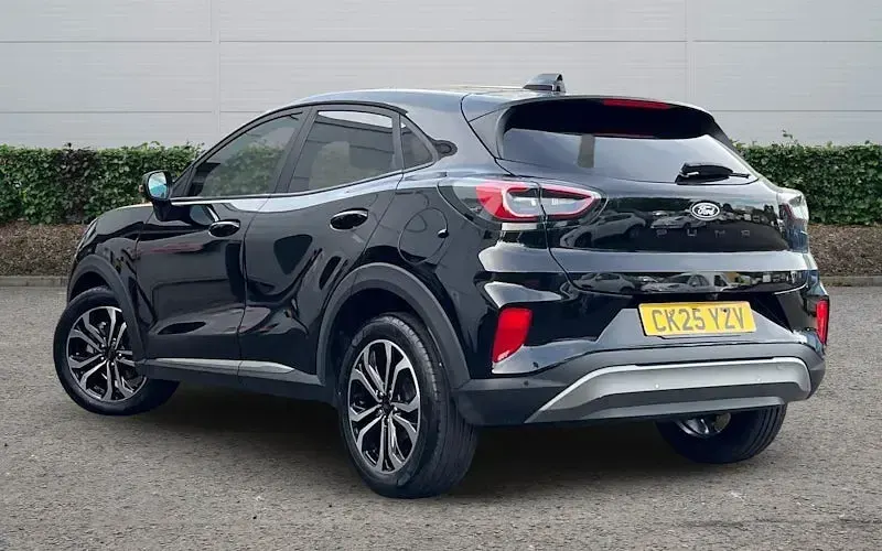 Used Ford Puma Titanium 125 HP (91 kW) 2025 Black SUV