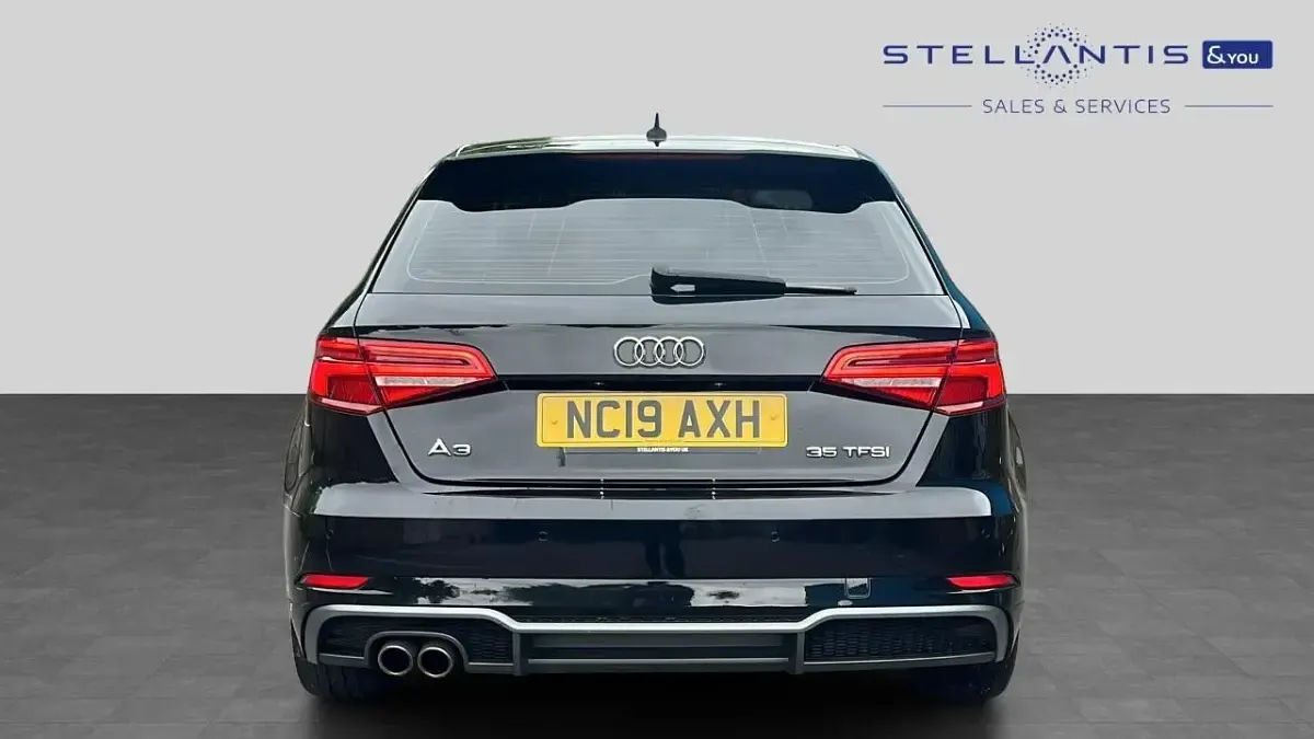 Used Audi A3 Sportback S-Line 148 HP (108 kW) 2019 Black Hatchback
