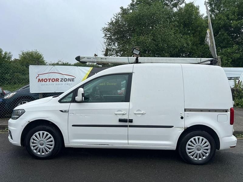 Used VW Caddy Trendline 102 HP (75 kW) 2016 White MPV