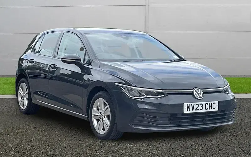Used VW Golf VIII Life 110 HP (80 kW) 2023 Hatchback