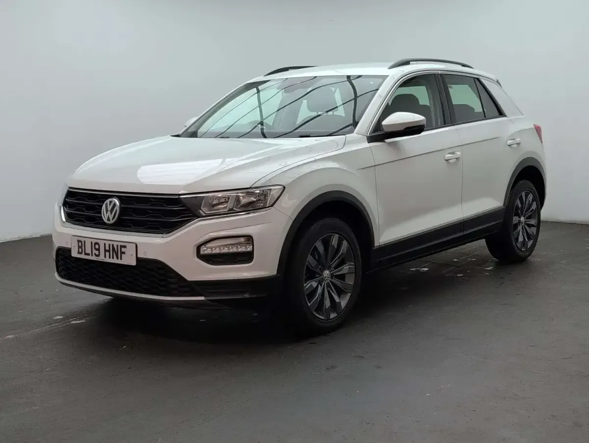 Used VW T-Roc SE 115 HP (84 kW) 2019 White SUV