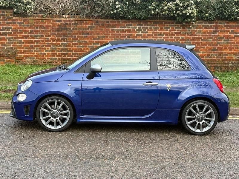 Used Abarth 595C Turismo 165 HP (121 kW) 2019 Blue Cabriolet