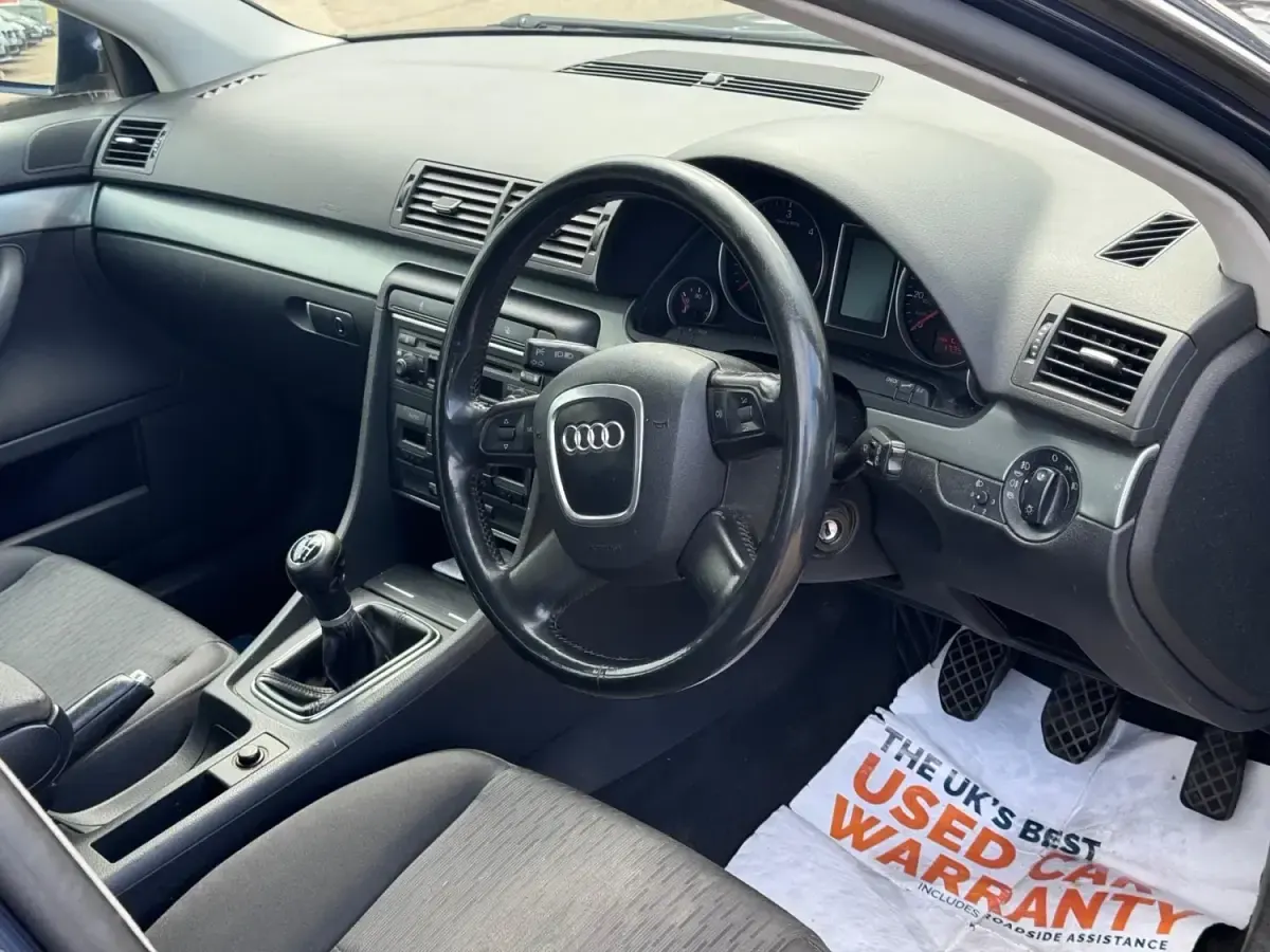 Begagnad Audi A4 2005 Blå Kombi