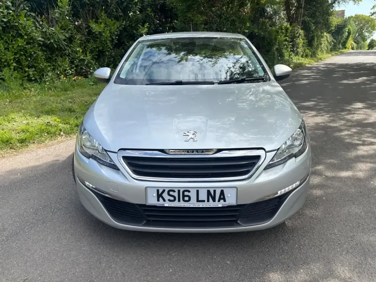 Usado Peugeot 308 Active 2016 Prateado Carrinha