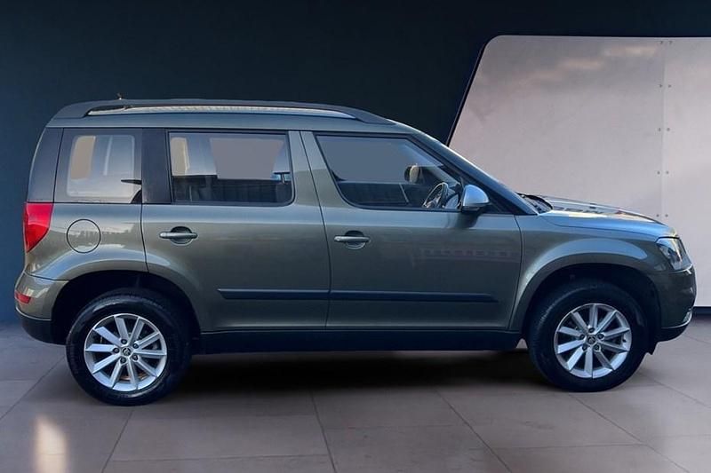 Green Used 2015 Skoda Yeti SUV | £8,994 (Good price) - Image 1/1