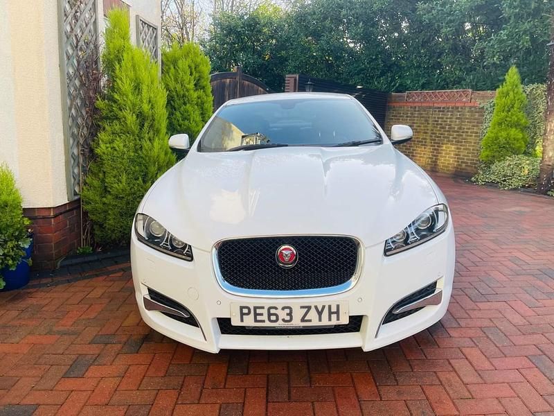White Used 2013 Jaguar XF R-Sport Sedan | £5,100 (Super price) - Image 1/4