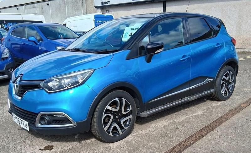 Second-hand Renault Captur Dynamique 90 CP (66 kW) 2016 Albastru SUV