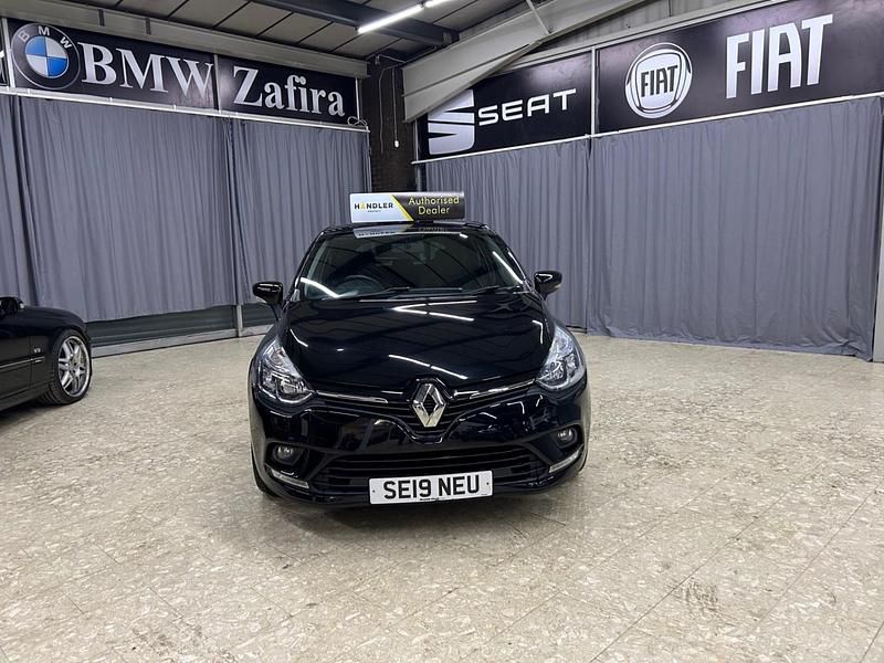 Used Renault Clio IV Iconic 90 HP (66 kW) 2019 Black Hatchback