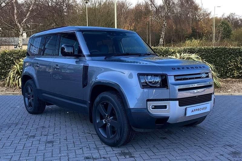 Grey Used 2020 Land Rover Defender HSE SUV | £49,700 (Fair price) - Image 1/4