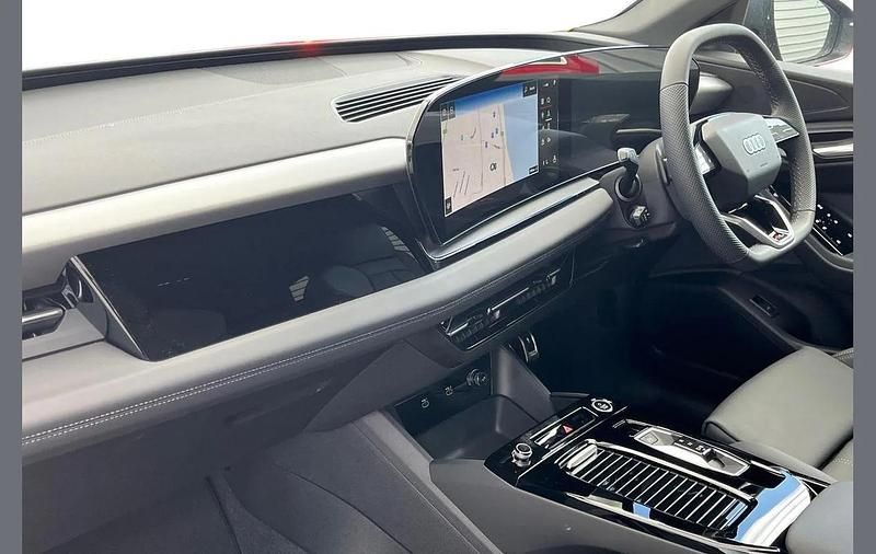 Used Audi Q6 e-tron S-Line 182 kW (248 HP) 2025 Grey SUV