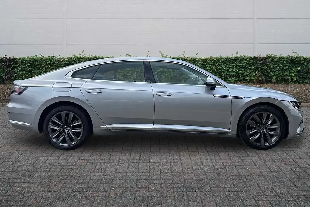 Used VW Arteon Elegance 150 HP (110 kW) 2021 Silver Hatchback
