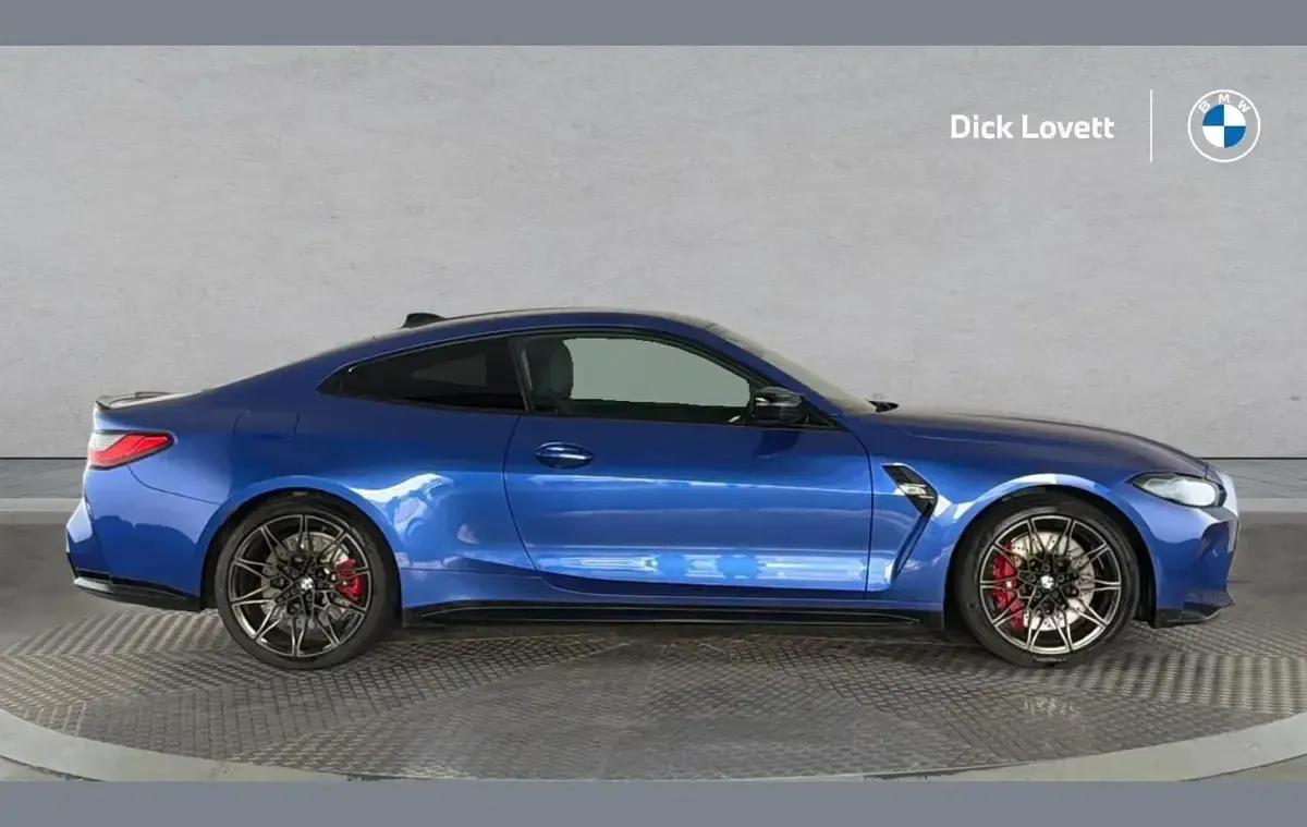 Begagnad BMW M4 Competition Edition 503 HK (369 kW) 2022 Blå Sportkupé