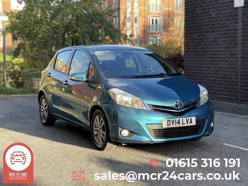 Blue Used 2014 Toyota Yaris Plus Hatchback | £4,375 (Fair price) - Image 1/4