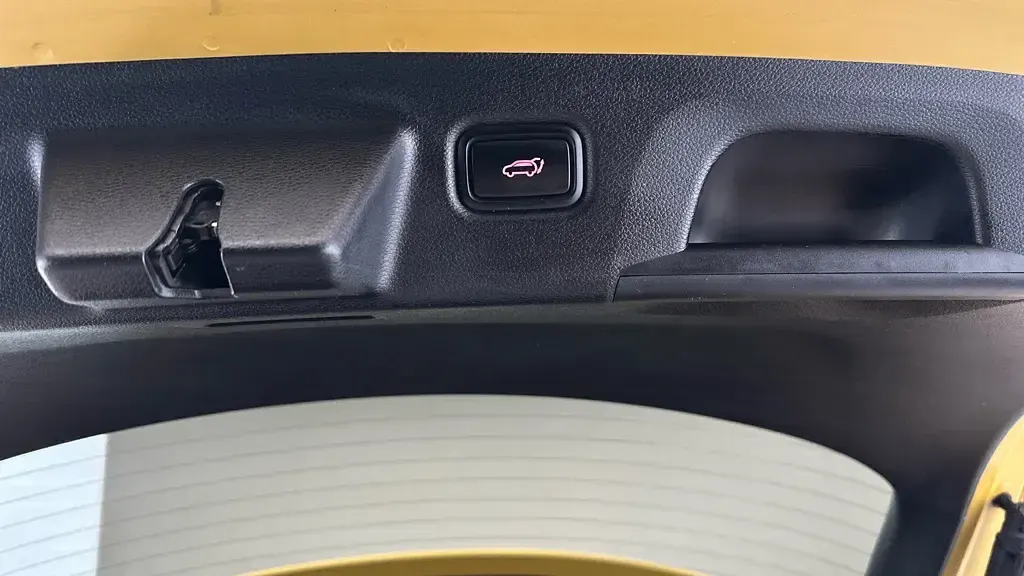 Used Kia XCeed First Edition 2020 Yellow SUV