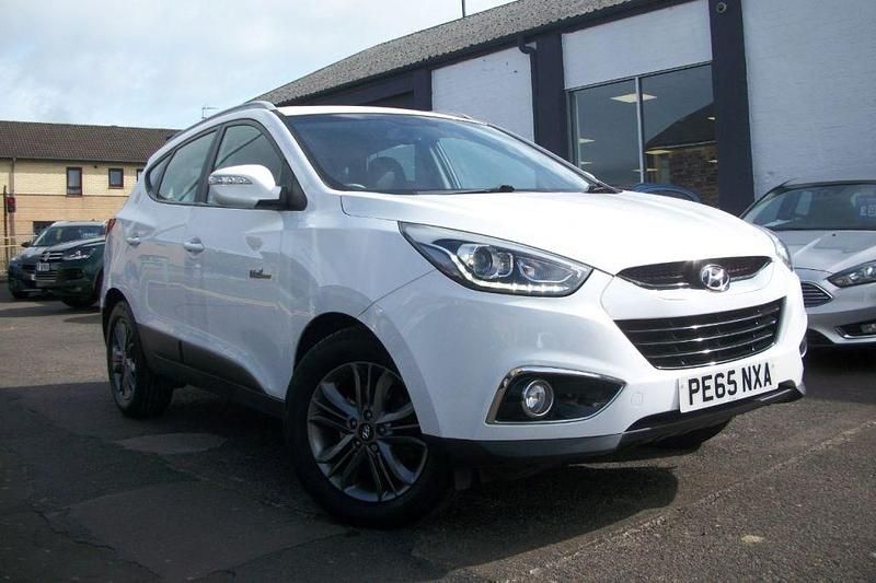 White Used 2015 Hyundai ix35 SE SUV | £5,995 (Fair price) - Image 1/4