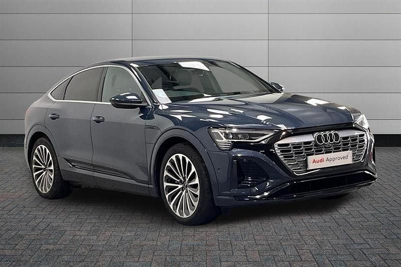 Plasma blue Used 2023 Audi Q8 e-tron S-Line SUV | £39,895 (Fair price) - Image 1/3