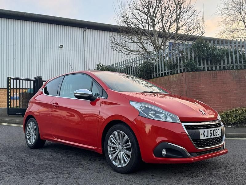 Used Peugeot 208 Allure 2015 Orange Hatchback