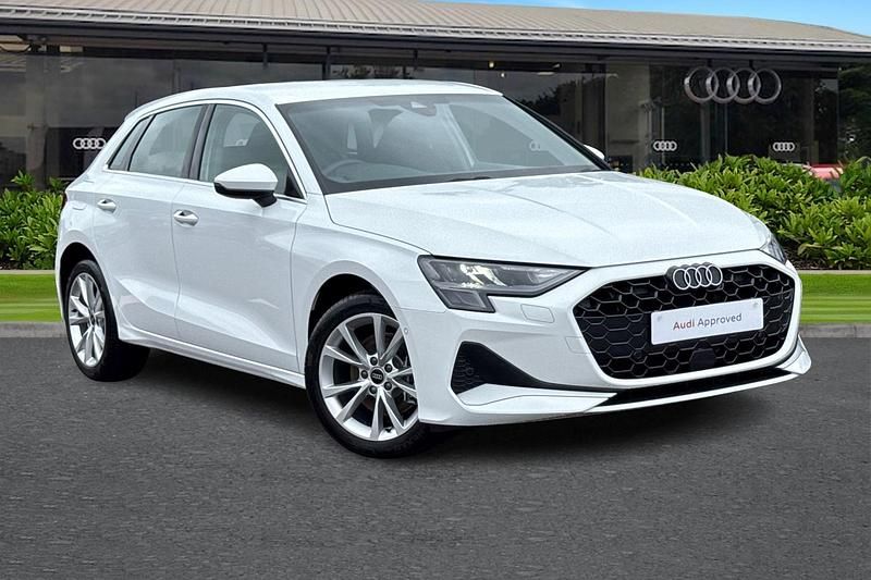 White Used 2025 Audi A3 e-tron Sport Hatchback | £27,790 (Super price) - Image 1/4