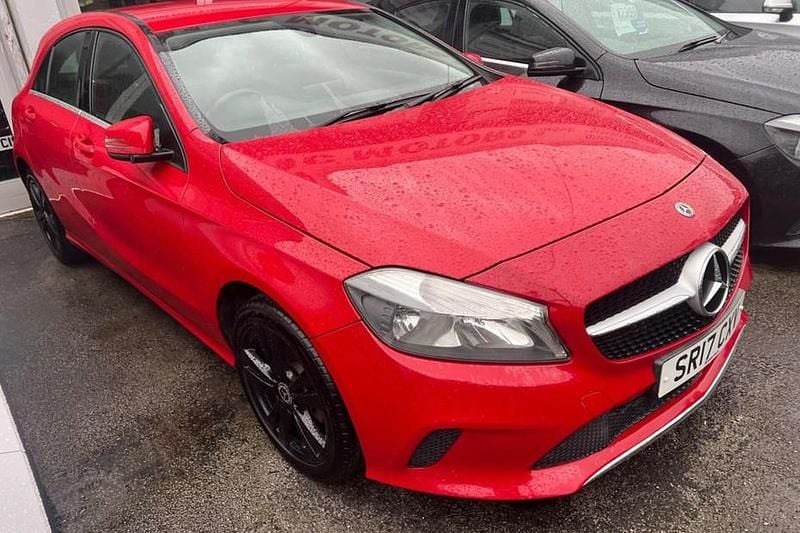 Used Mercedes A180 109 HP (80 kW) 2017