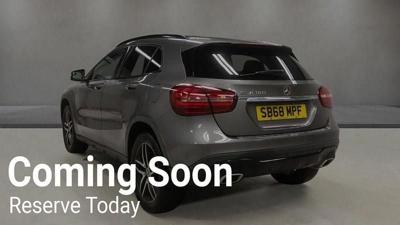 Used Mercedes GLA180 Urban 122 HP (89 kW) 2018 Grey SUV
