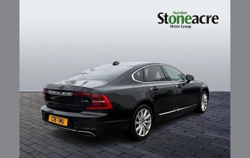 Used Volvo S90 Inscription 190 HP (139 kW) 2018 Black Sedan