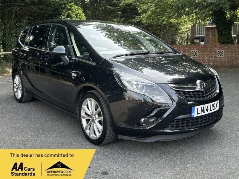 Black Used 2014 Vauxhall Zafira Tourer Elite MPV | £4,695 (Fair price) - Image 1/4