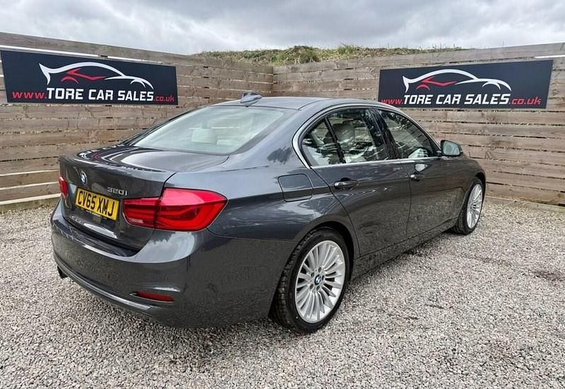 Used BMW 320 Luxury Line 184 HP (135 kW) 2015 Grey Sedan