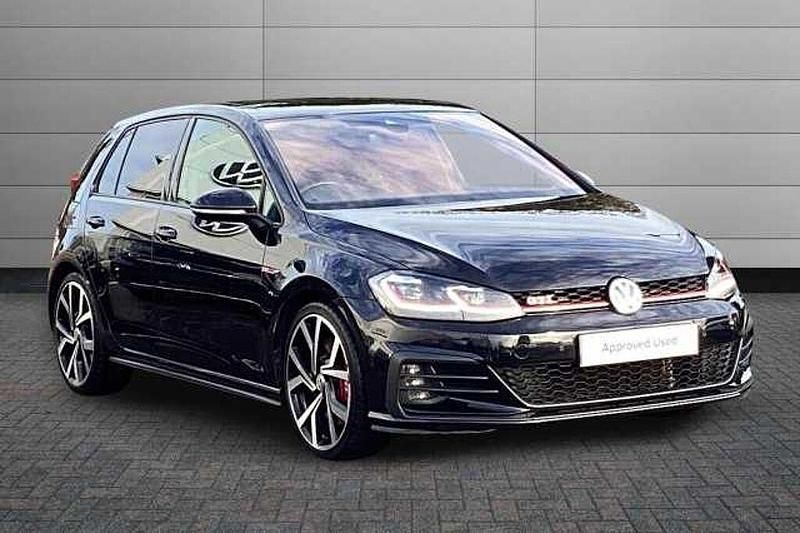 Used 2019 VW Golf VII | £21,995 (Fair price) - Image 1/4