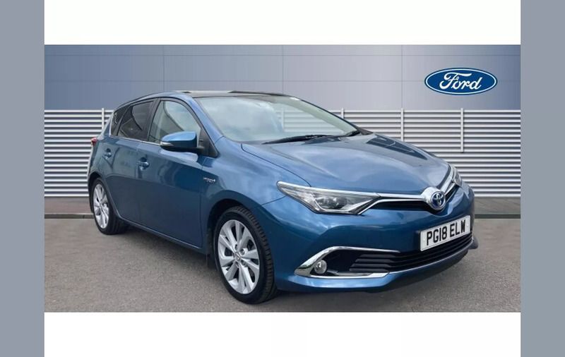 Blue Used 2018 Toyota Corolla Hatchback | £12,003 (A bit pricey) - Image 1/4