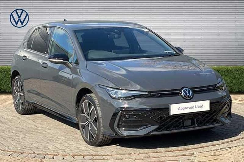 Used VW Golf VIII 150 HP (110 kW) 2025