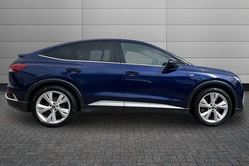 Used Audi Q4 Sportback e-tron S-Line 147 kW (201 HP) 2023 Navarra blue SUV