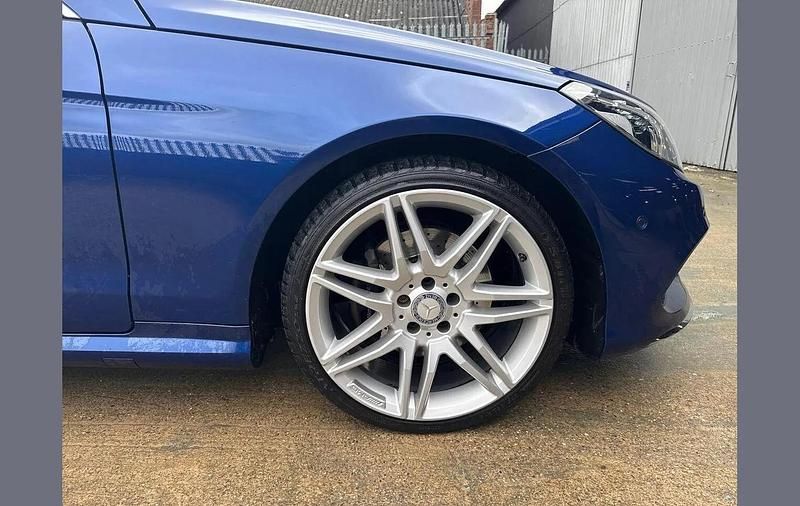 Used Mercedes E220 AMG line 174 HP (127 kW) 2016 Blue Coupe