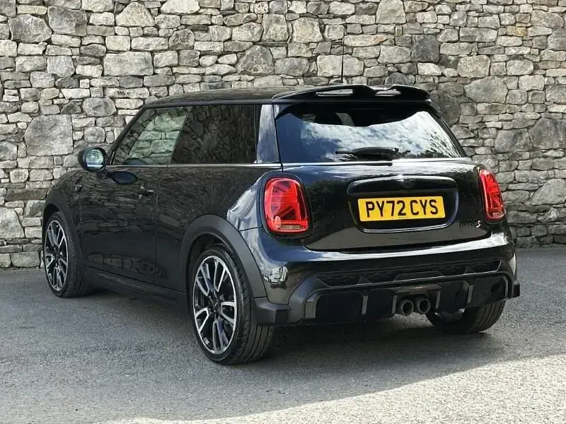 Used Mini Cooper S Hatch 176 HP (129 kW) 2023 Black Hatchback