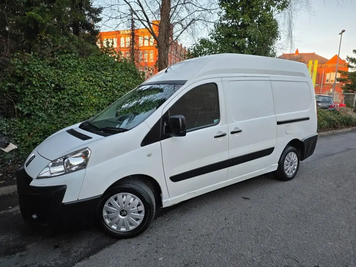 Used Peugeot Expert 2009 White Van