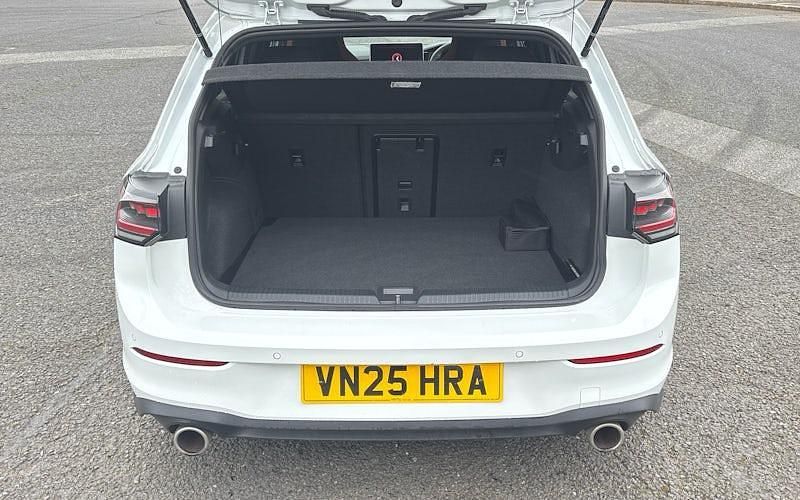 Used VW Golf VIII GTI 265 HP (194 kW) 2026 Hatchback