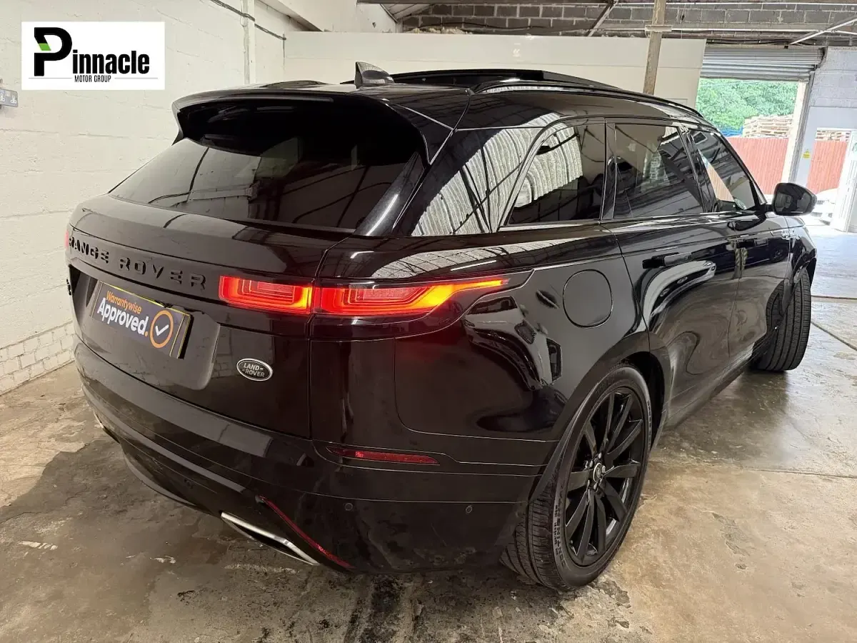 Used Land Rover Range Rover Velar HSE Dynamic 380 HP (279 kW) 2018 Black SUV