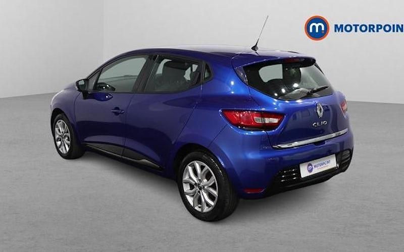 Usado Renault Clio IV Dynamique 90 HP (66 kW) 2017 Azul Citadino