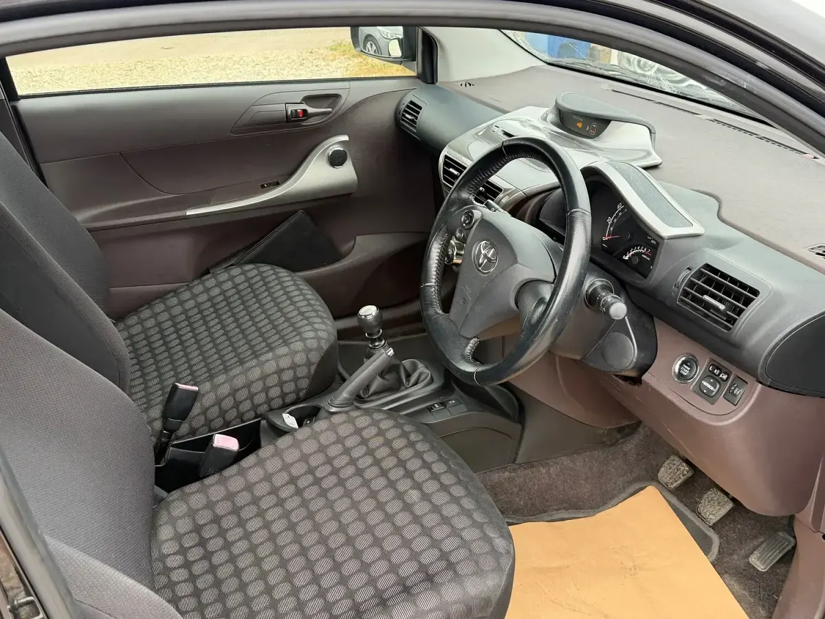 Used Toyota iQ 2009 Black Hatchback