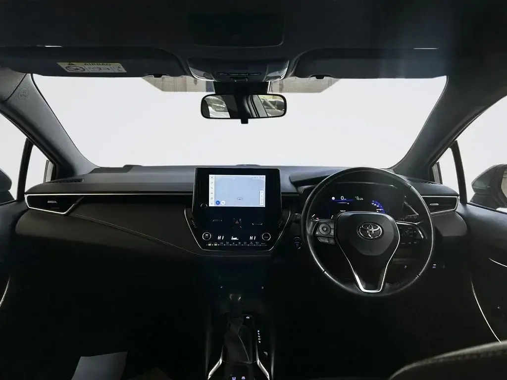 Usado Toyota Corolla 122 CV (89 kW) 2022 Plateado Familiar