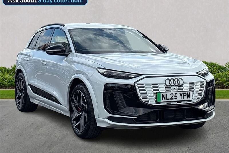 White Used 2025 Audi Q6 e-tron Performance SUV | £65,253 (Fair price) - Image 1/4