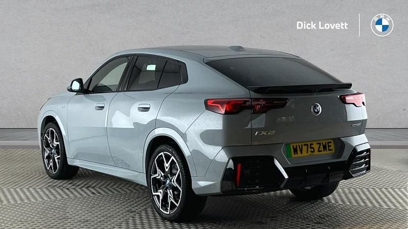 Usado BMW iX2 M Sport 230 kW (313 HP) 2026 Cinzento SUV
