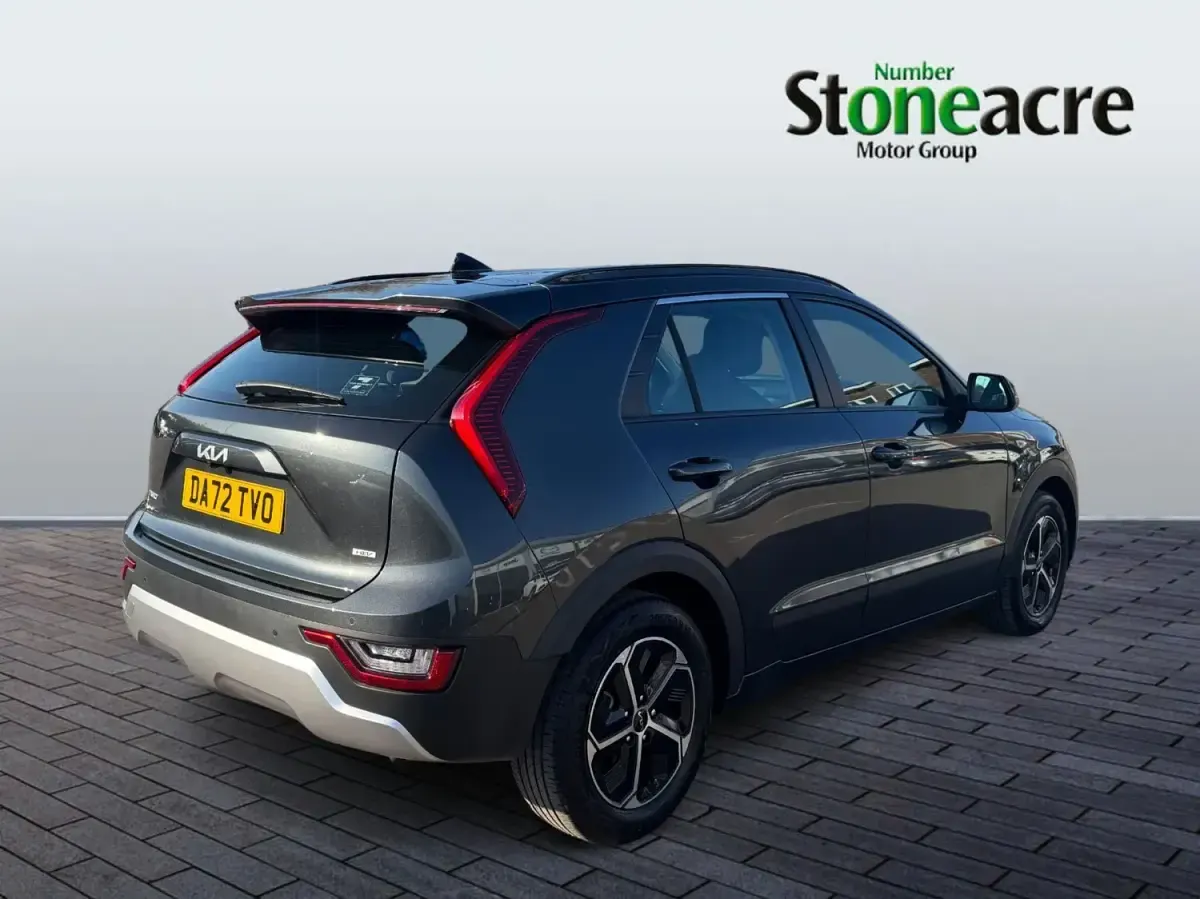 Second-hand Kia Niro 139 CP (102 kW) 2023 Gri SUV