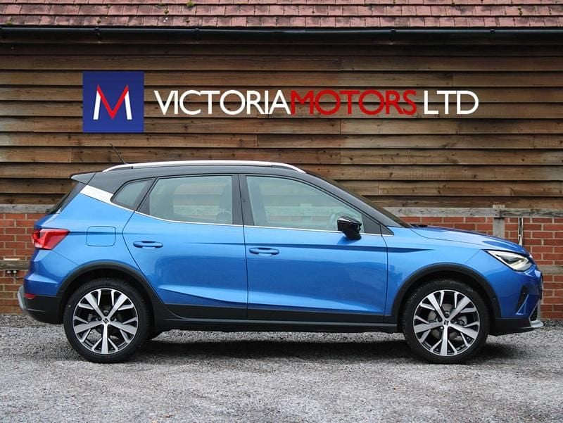 Used Seat Arona Xperience Lux 110 HP (80 kW) 2021 Blue SUV