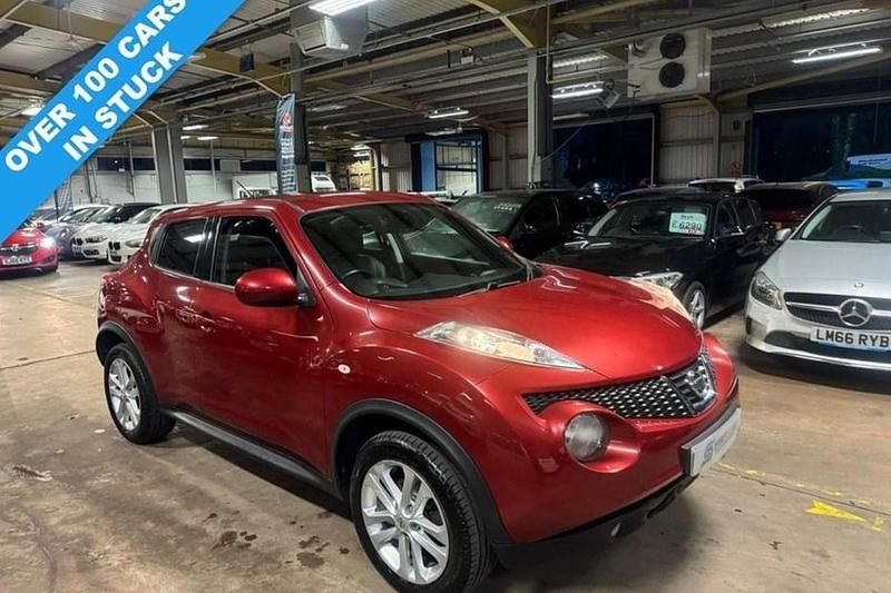 Red Used 2013 Nissan Juke Tekna SUV | £3,690 (Good price) - Image 1/1