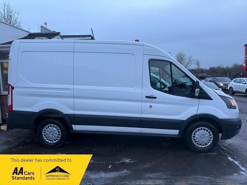 Używany Ford Transit 130 KM (95 kW) 2018 Biały Van