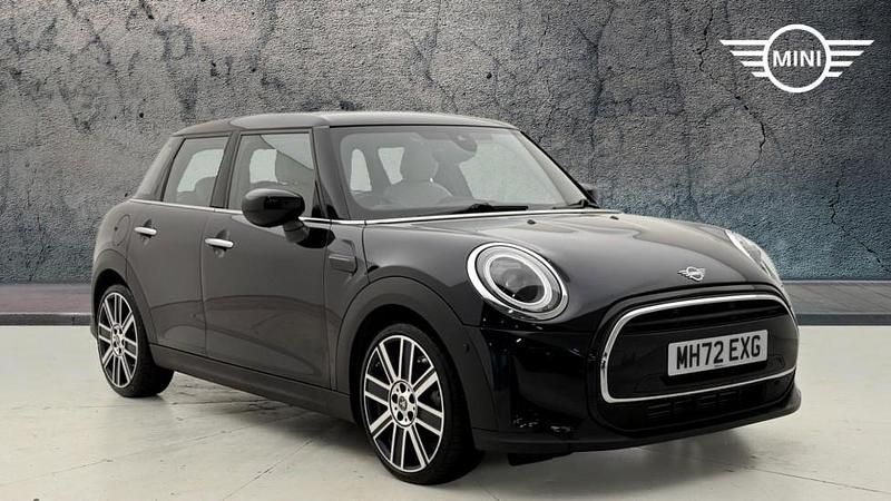 Used Mini Cooper Exclusive 134 HP (98 kW) 2023 Black Hatchback