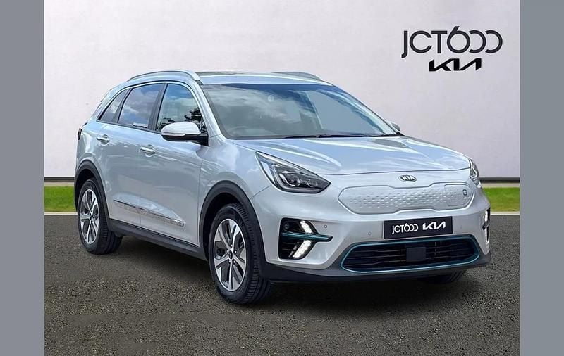 Silver Used 2020 Kia e-Niro 4 SUV | £16,000 (Good price) - Image 1/4